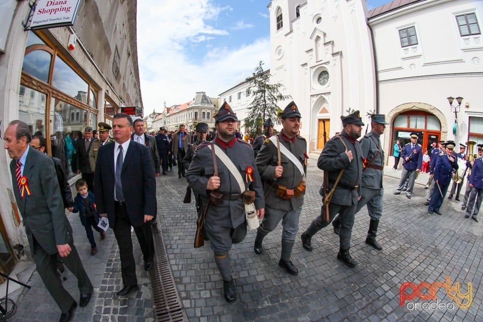 Defilare militară pe corso, Oradea