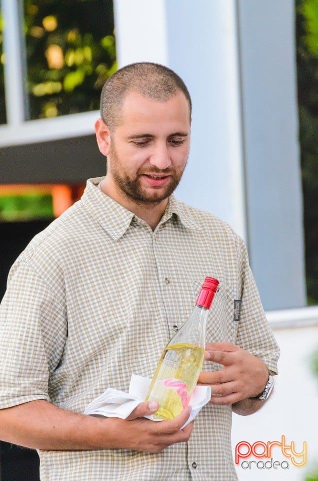 Degustare de vinuri, Vine Summer Garden & Grill