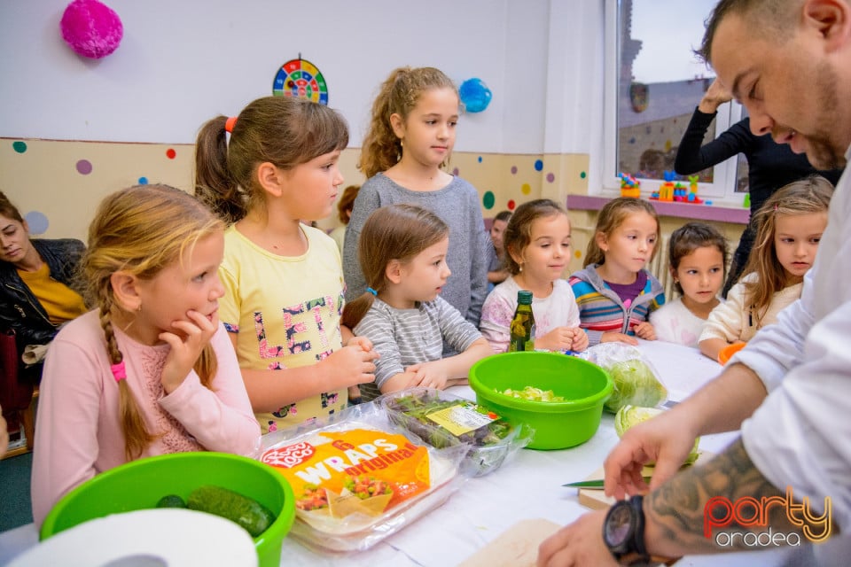 Demonstraţie de artă culinară cu Master Chef, Şcoala de prinţi şi prinţese „Gift of Beauty”