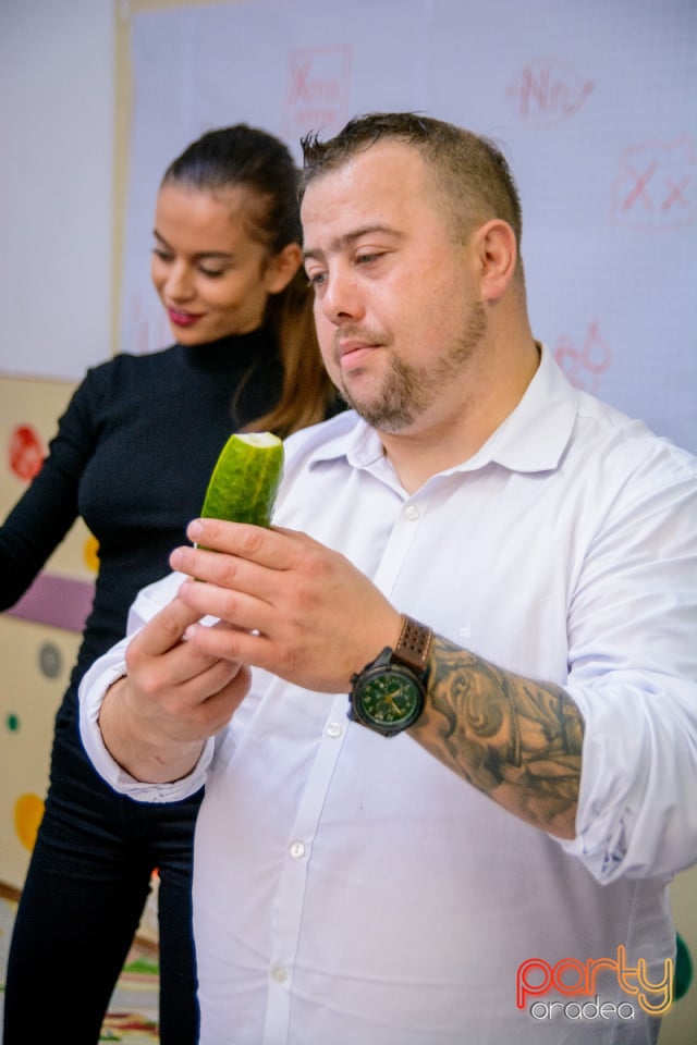 Demonstraţie de artă culinară cu Master Chef, Şcoala de prinţi şi prinţese „Gift of Beauty”