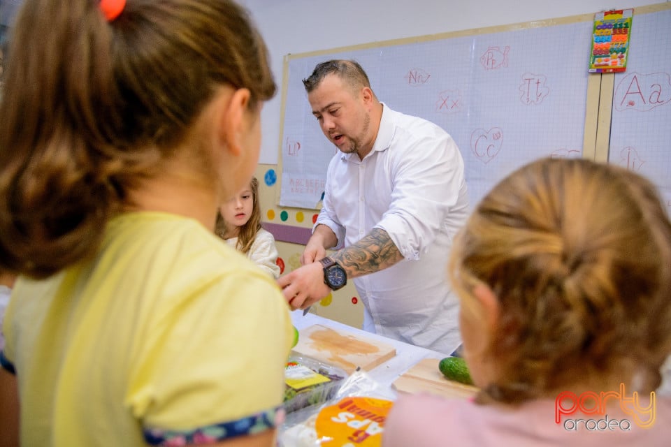 Demonstraţie de artă culinară cu Master Chef, Şcoala de prinţi şi prinţese „Gift of Beauty”