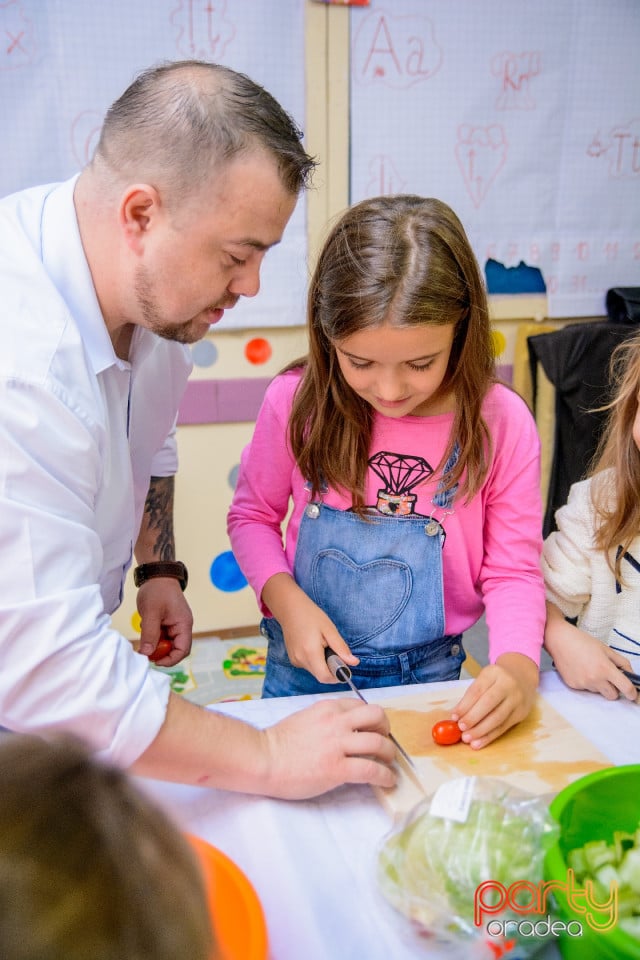 Demonstraţie de artă culinară cu Master Chef, Şcoala de prinţi şi prinţese „Gift of Beauty”