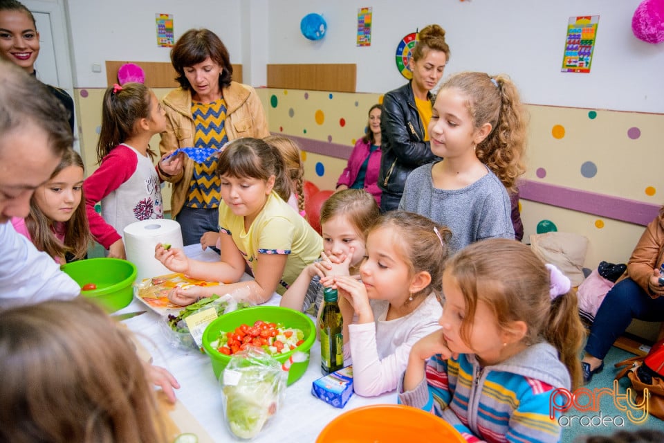 Demonstraţie de artă culinară cu Master Chef, Şcoala de prinţi şi prinţese „Gift of Beauty”