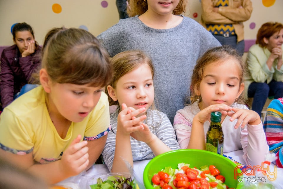 Demonstraţie de artă culinară cu Master Chef, Şcoala de prinţi şi prinţese „Gift of Beauty”