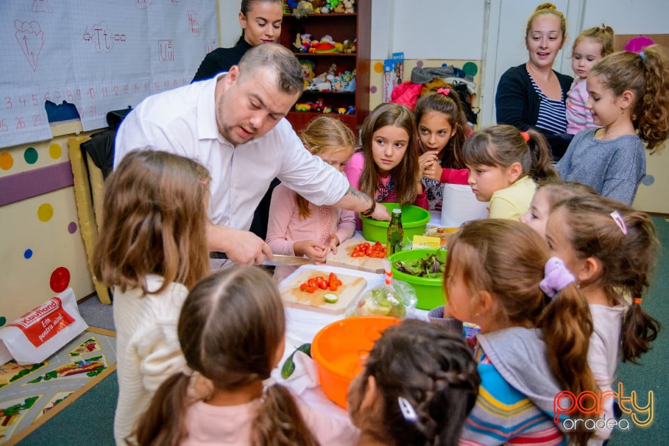 Demonstraţie de artă culinară cu Master Chef, Şcoala de prinţi şi prinţese „Gift of Beauty”