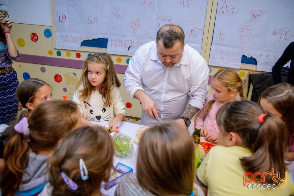 Demonstraţie de artă culinară cu Master Chef, Şcoala de prinţi şi prinţese „Gift of Beauty”