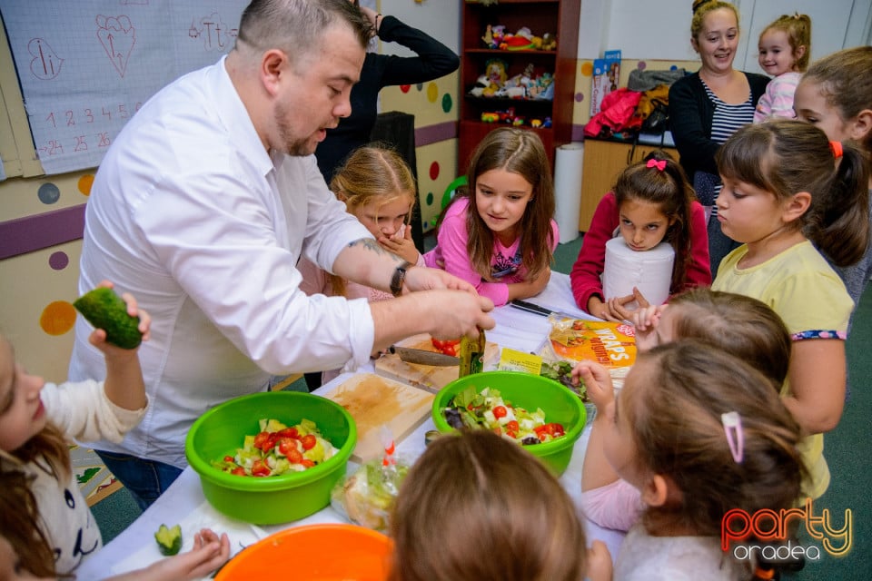 Demonstraţie de artă culinară cu Master Chef, Şcoala de prinţi şi prinţese „Gift of Beauty”