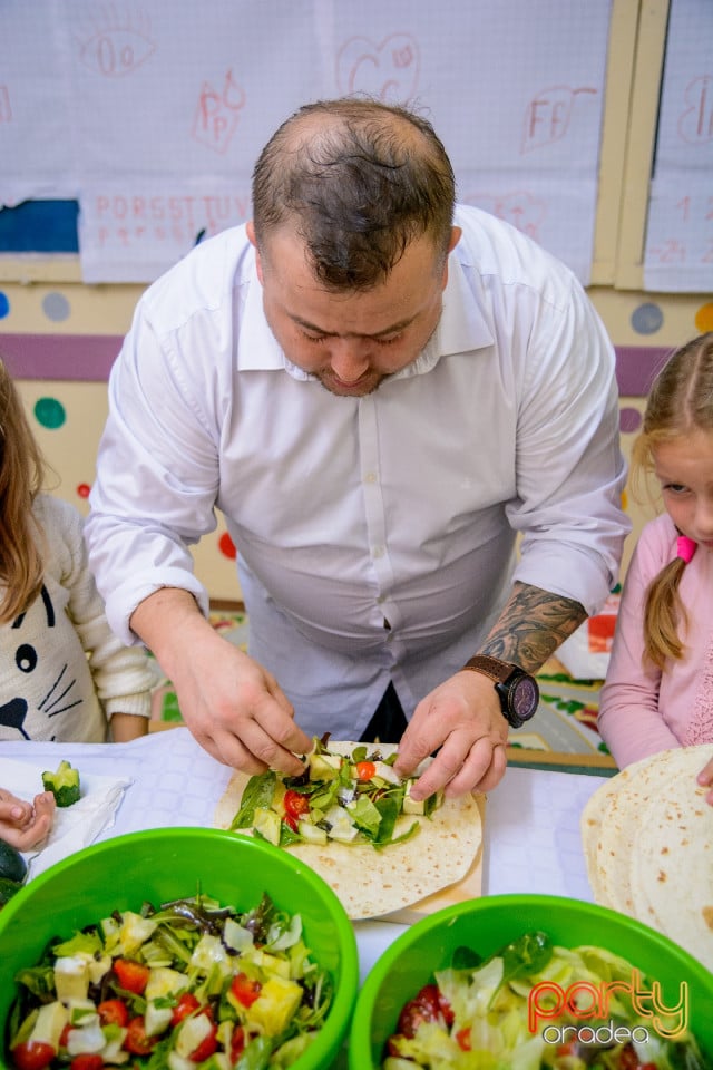 Demonstraţie de artă culinară cu Master Chef, Şcoala de prinţi şi prinţese „Gift of Beauty”