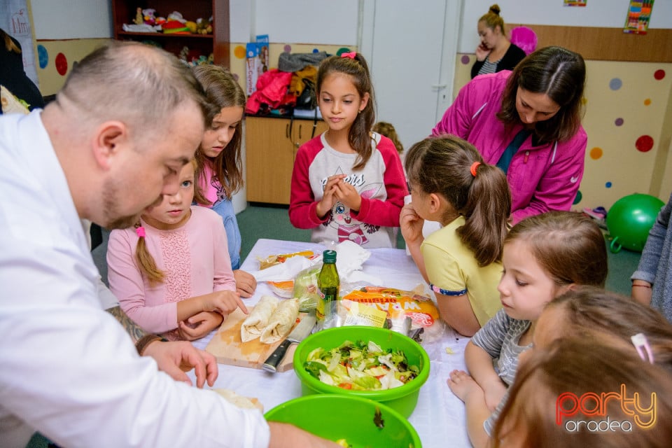 Demonstraţie de artă culinară cu Master Chef, Şcoala de prinţi şi prinţese „Gift of Beauty”