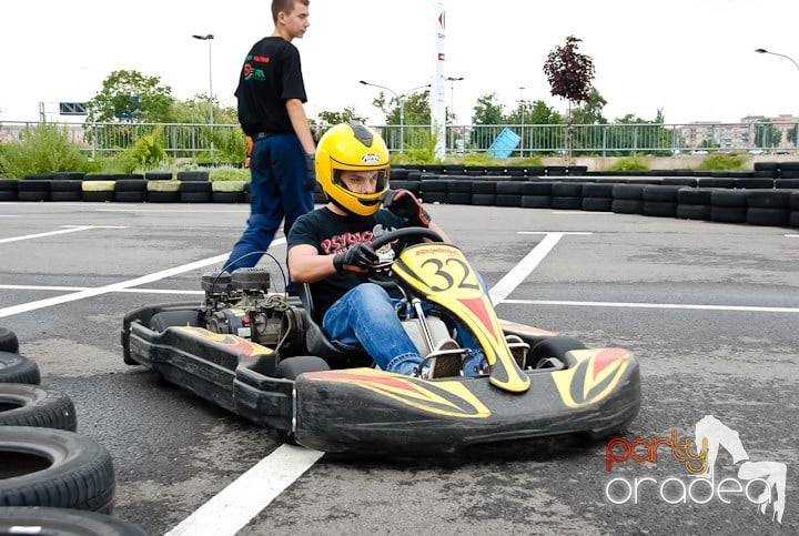 Demonstraţie de viteză la Karting, Era Shopping Park