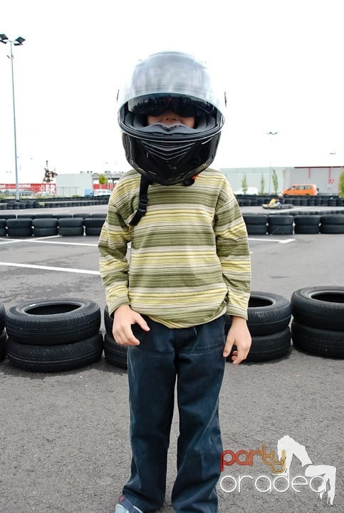 Demonstraţie de viteză la Karting, Era Shopping Park