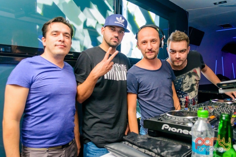 Deschidere Club 9 - Concert Puya,