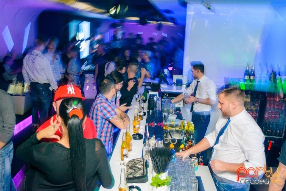 Deschidere Club 9 - Concert Puya,