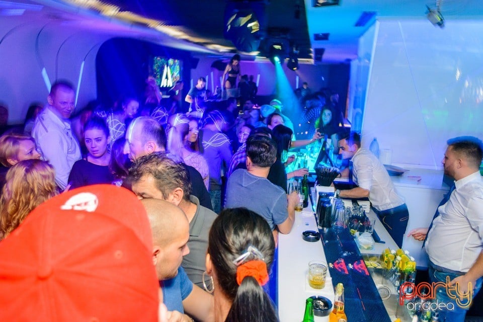Deschidere Club 9 - Concert Puya,