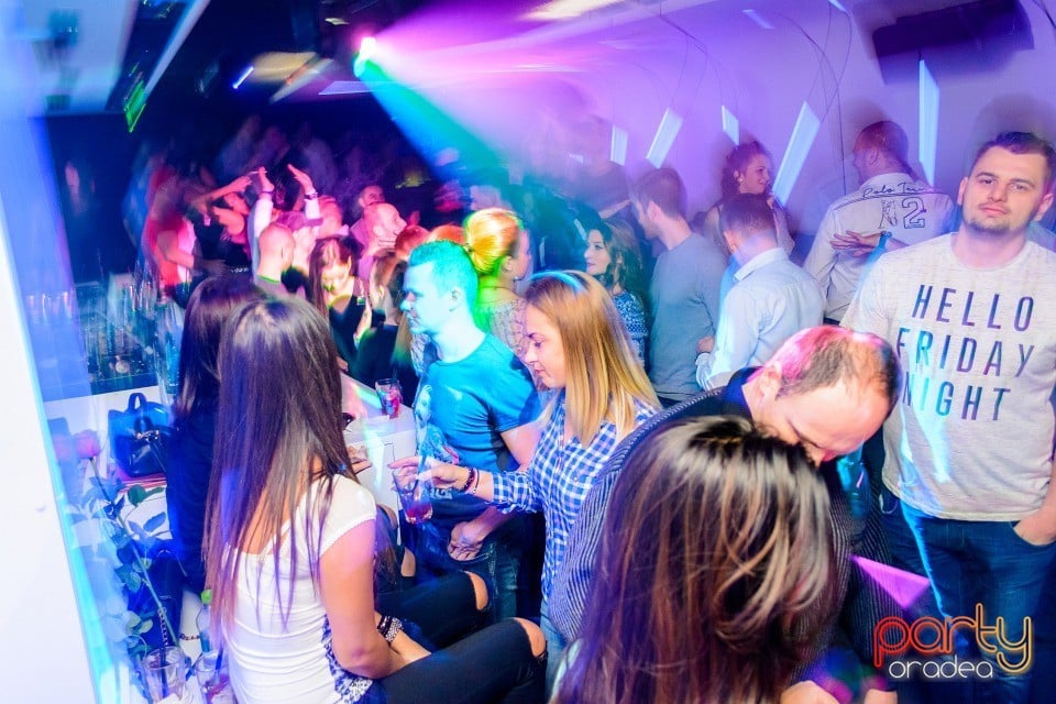 Deschidere Club 9 - Concert Puya,