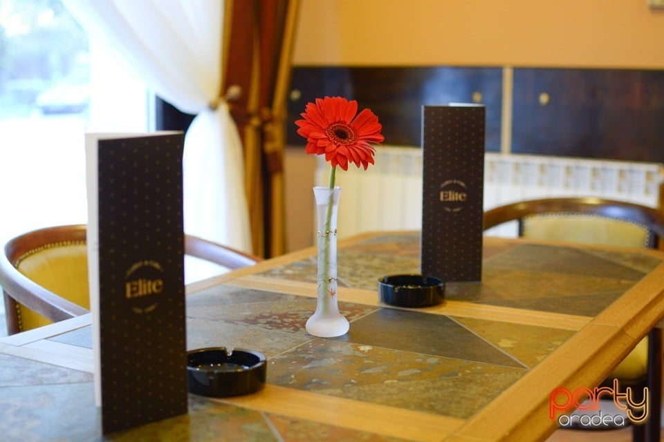 Deschidere Elite Coffe & Cake,