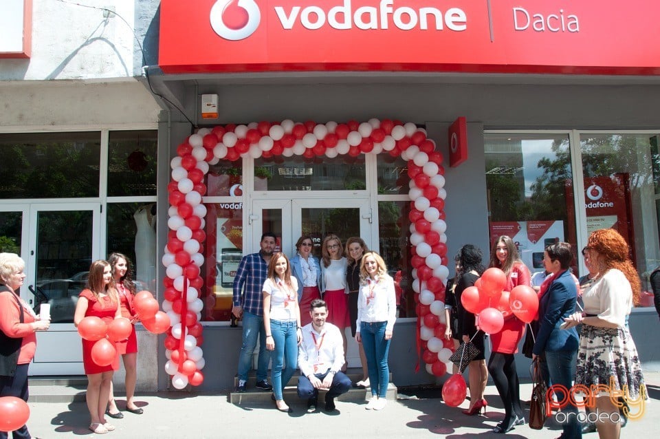 Deschidere Vodafone Dacia,