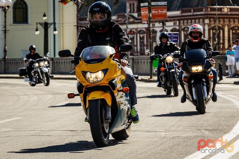 Deschiderea sezonului motociclistic 2014 la Oradea, BMW Grup West Premium
