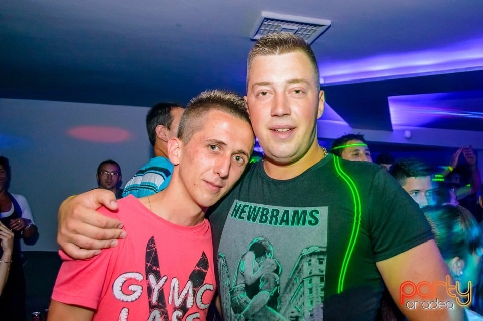 Desperado în Zona Club, 