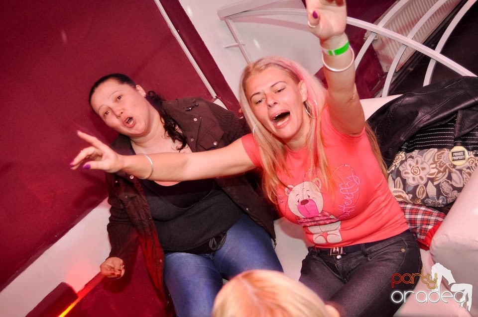 Dessert Band în Club Atti's, 