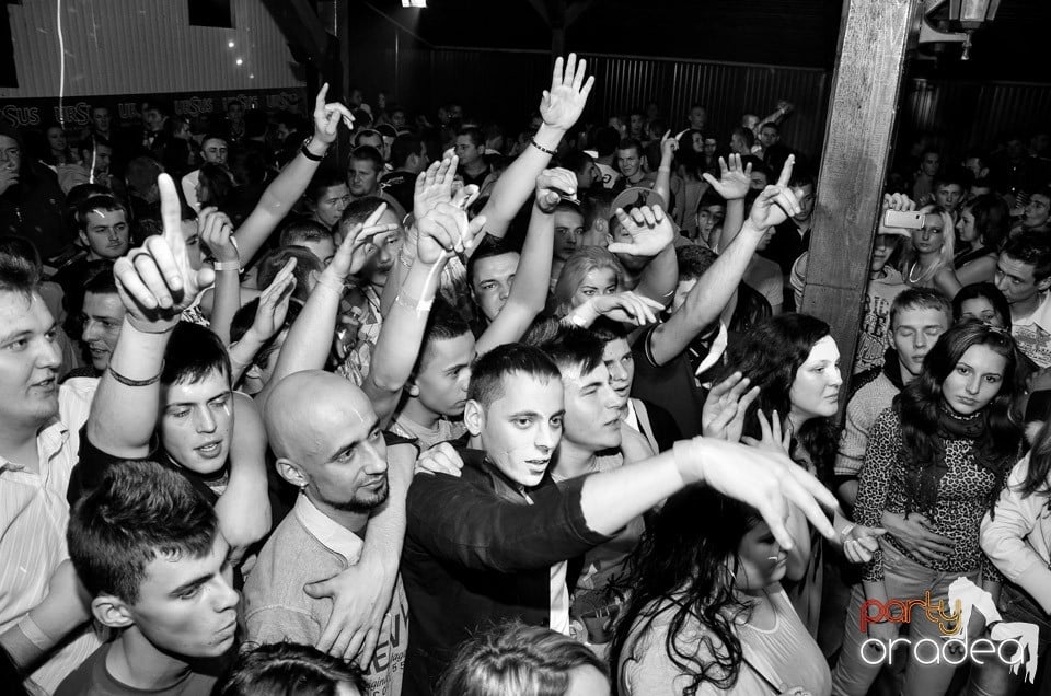 Disco Faház prezintă: Mr. Busta,