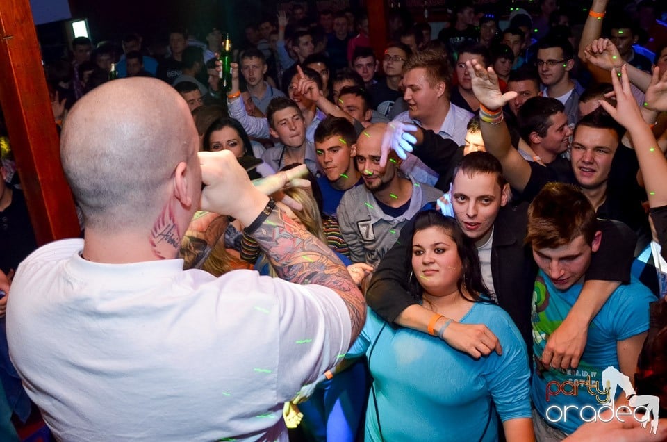 Disco Faház prezintă: Mr. Busta,