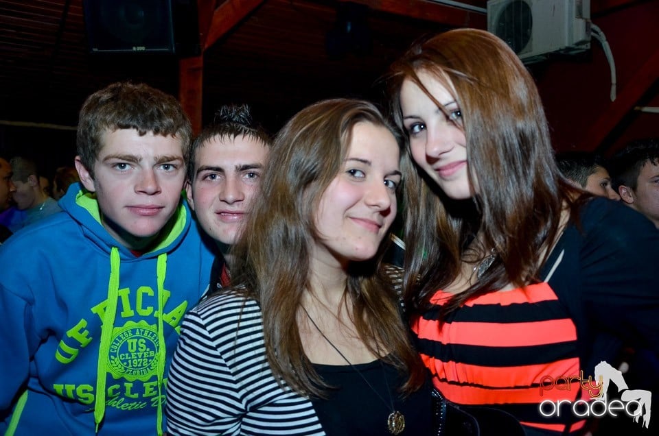 Disco Faház prezintă: Mr. Busta,