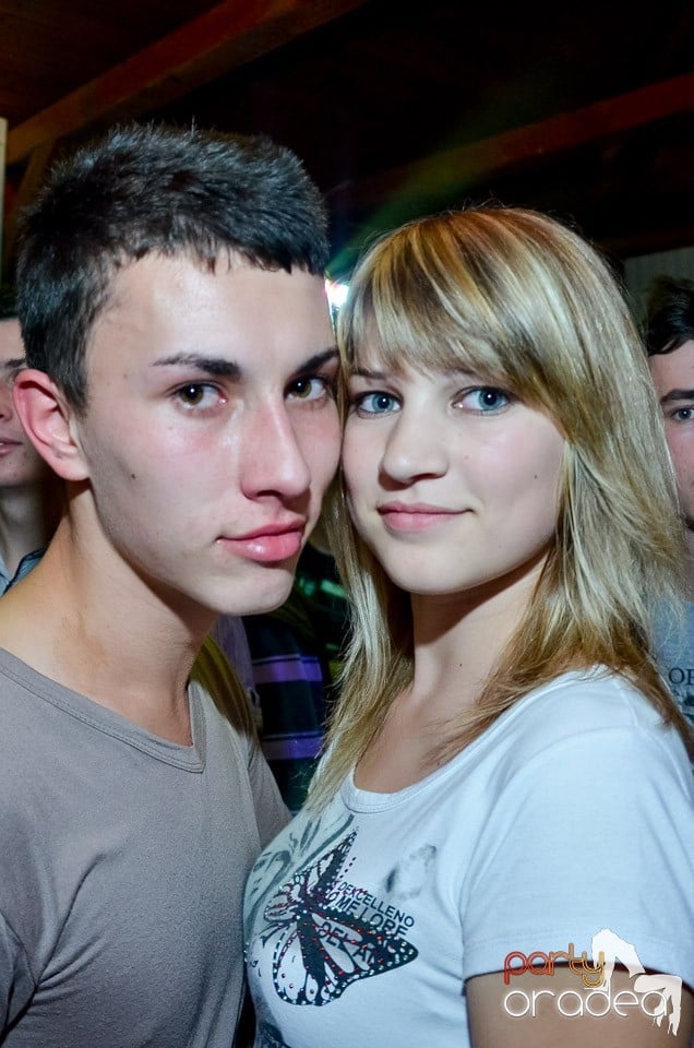 Disco Faház prezintă: Mr. Busta,