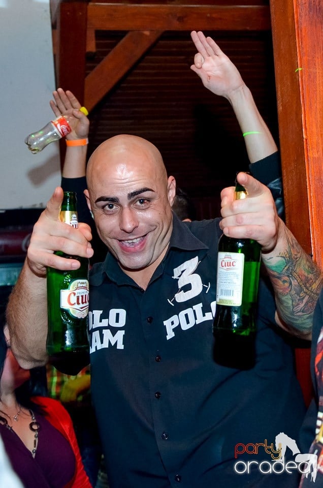 Disco Faház prezintă: Mr. Busta,
