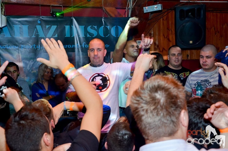 Disco Faház prezintă: Mr. Busta,