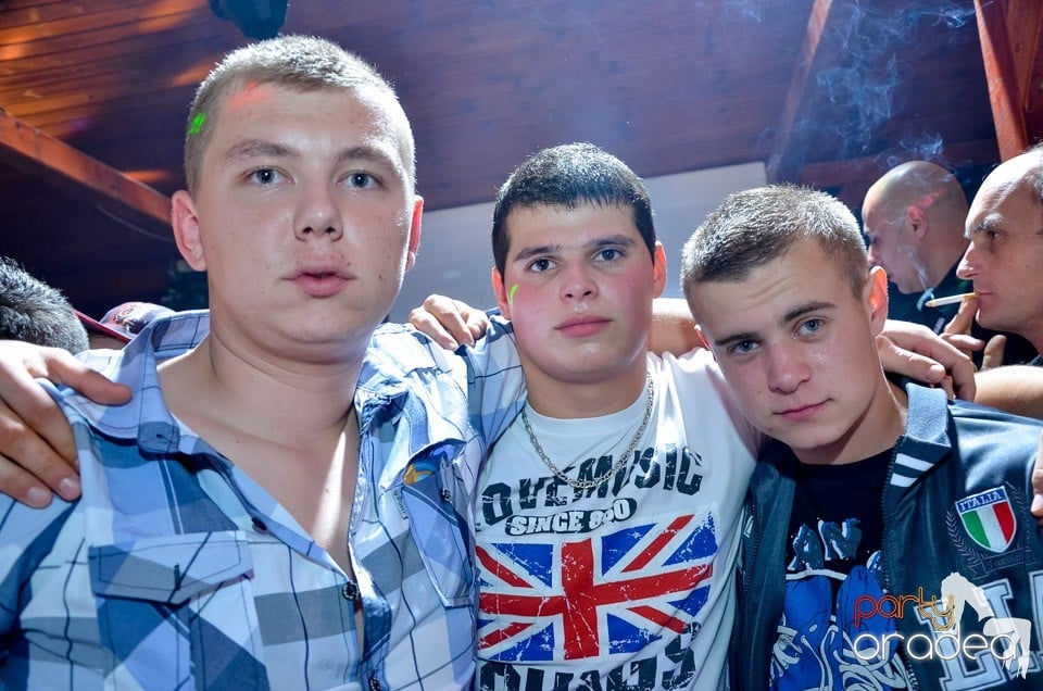 Disco Faház prezintă: Mr. Busta,