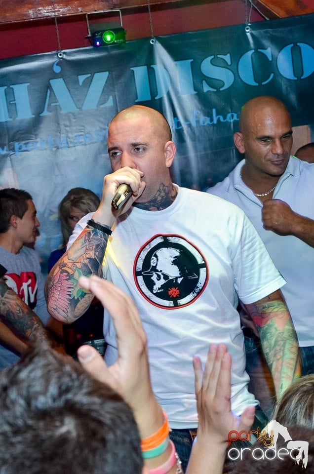 Disco Faház prezintă: Mr. Busta,