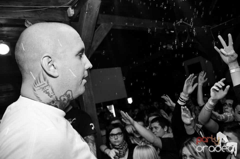 Disco Faház prezintă: Mr. Busta,