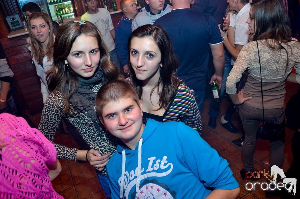 Disco Faház prezintă: Mr. Busta,