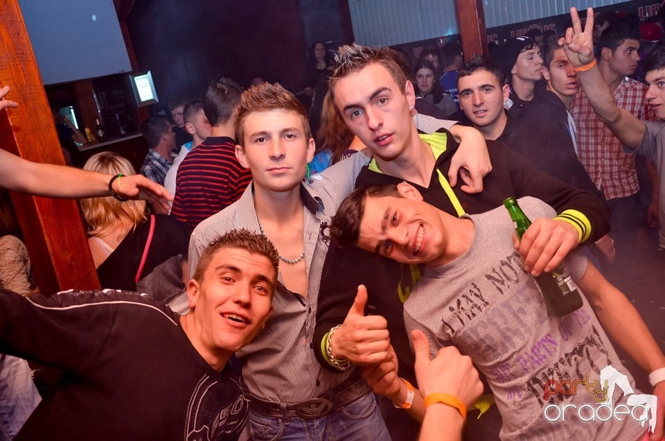 Disco Faház prezintă: Mr. Busta,