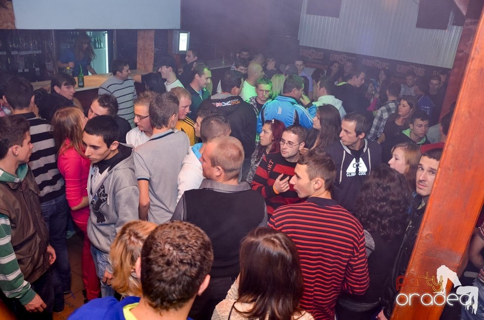 Disco Faház prezintă: Mr. Busta,
