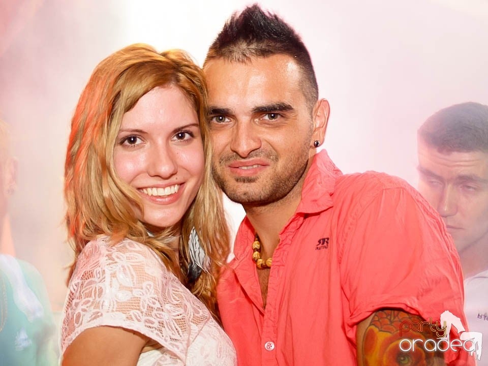 Discovery & PLSCB feat. Tia în Disco Faház,