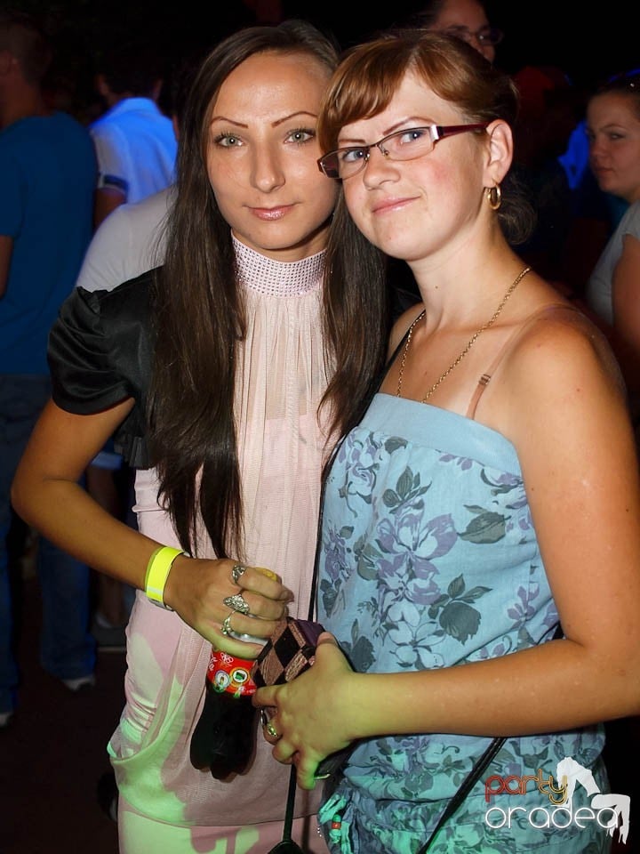 Discovery & PLSCB feat. Tia în Disco Faház, 