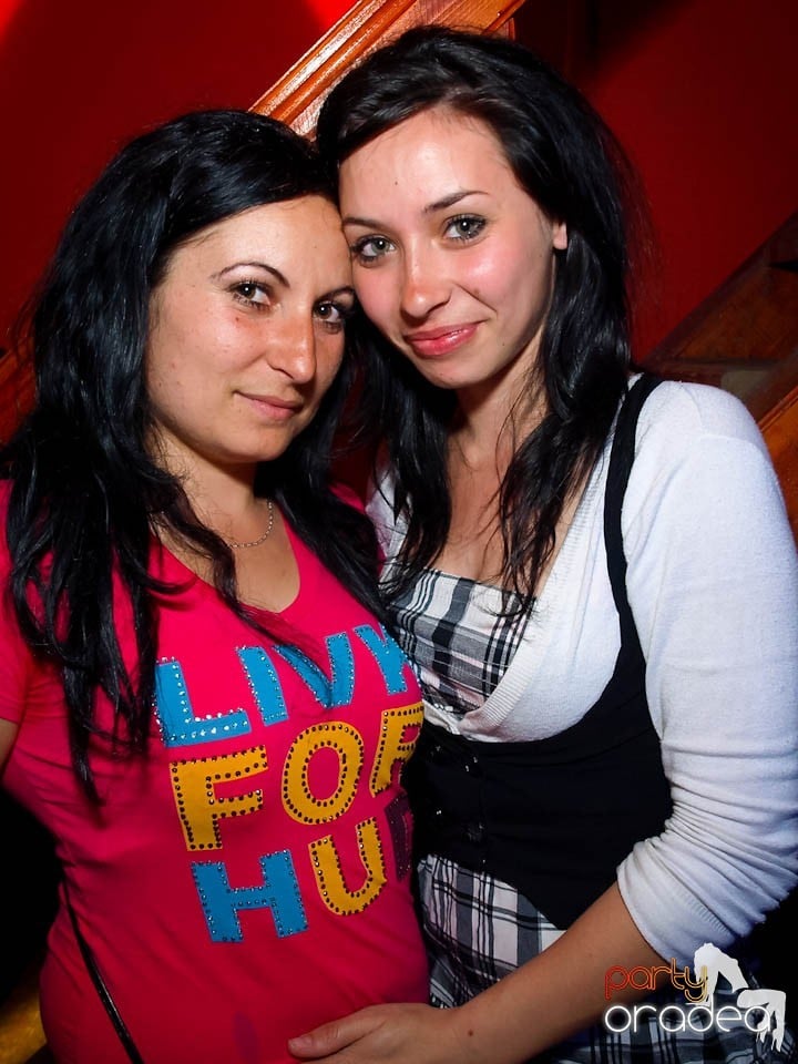 Discovery DJ şi PLSCB în Disco Faház,