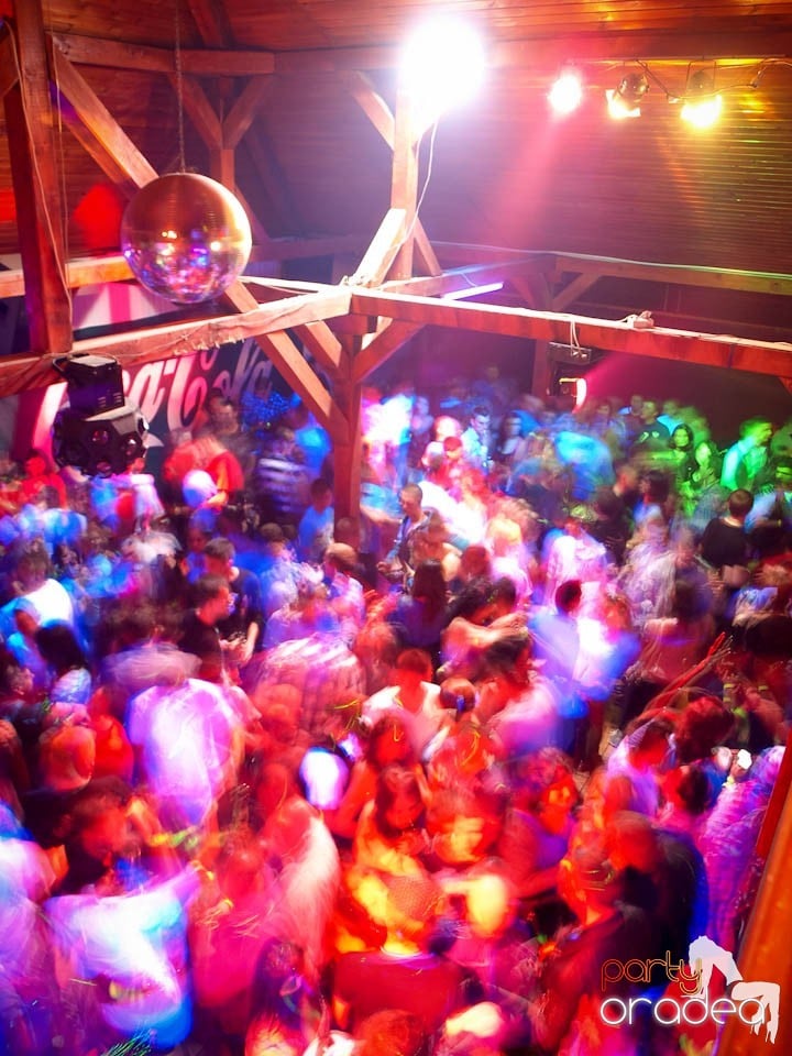 Discovery DJ şi PLSCB în Disco Faház,