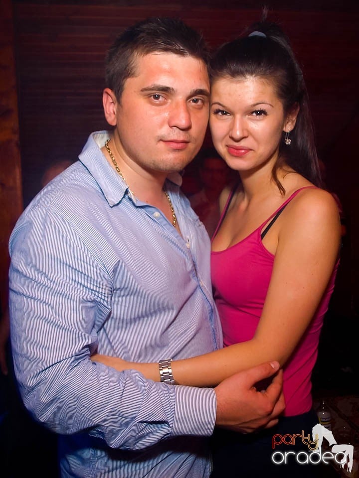 Discovery DJ şi PLSCB în Disco Faház,
