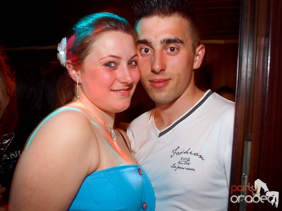 Discovery DJ şi PLSCB în Disco Faház,