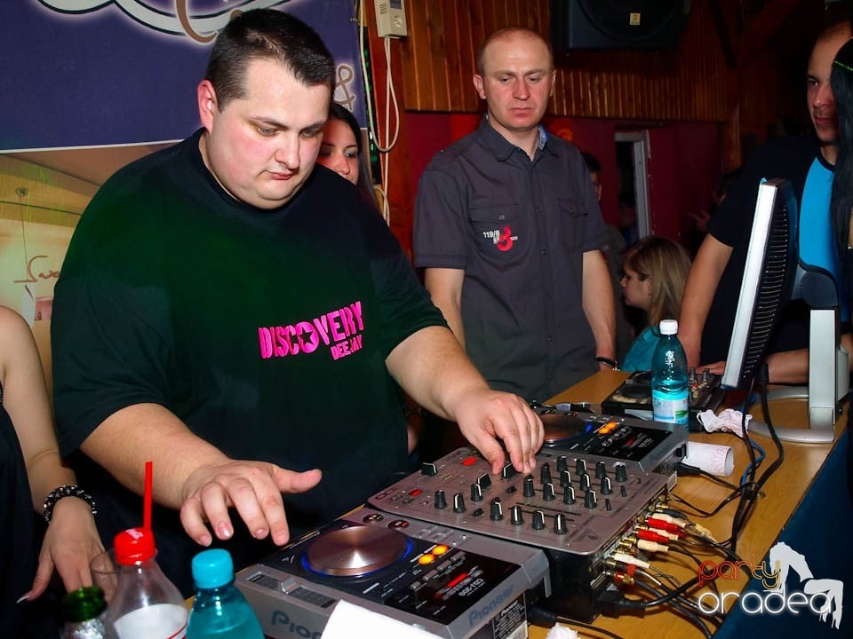 Discovery DJ şi PLSCB în Disco Faház,