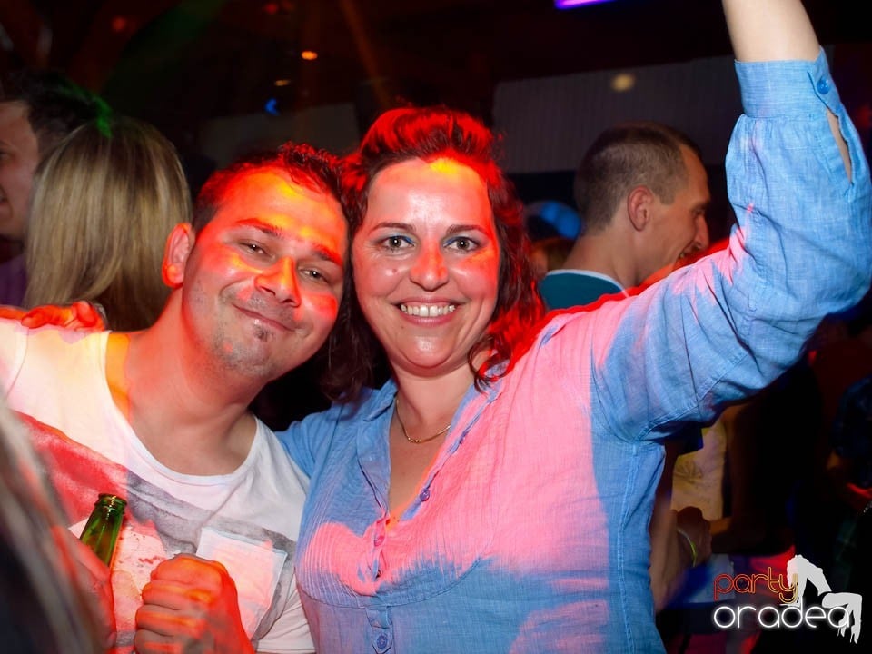 Discovery DJ şi PLSCB în Disco Faház,