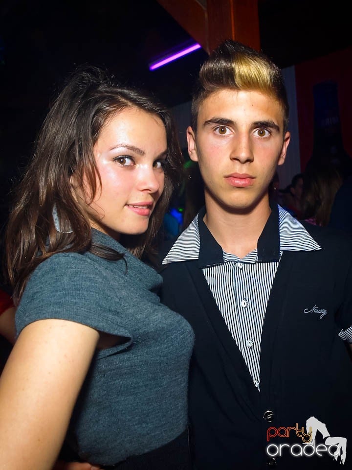 Discovery DJ şi PLSCB în Disco Faház,