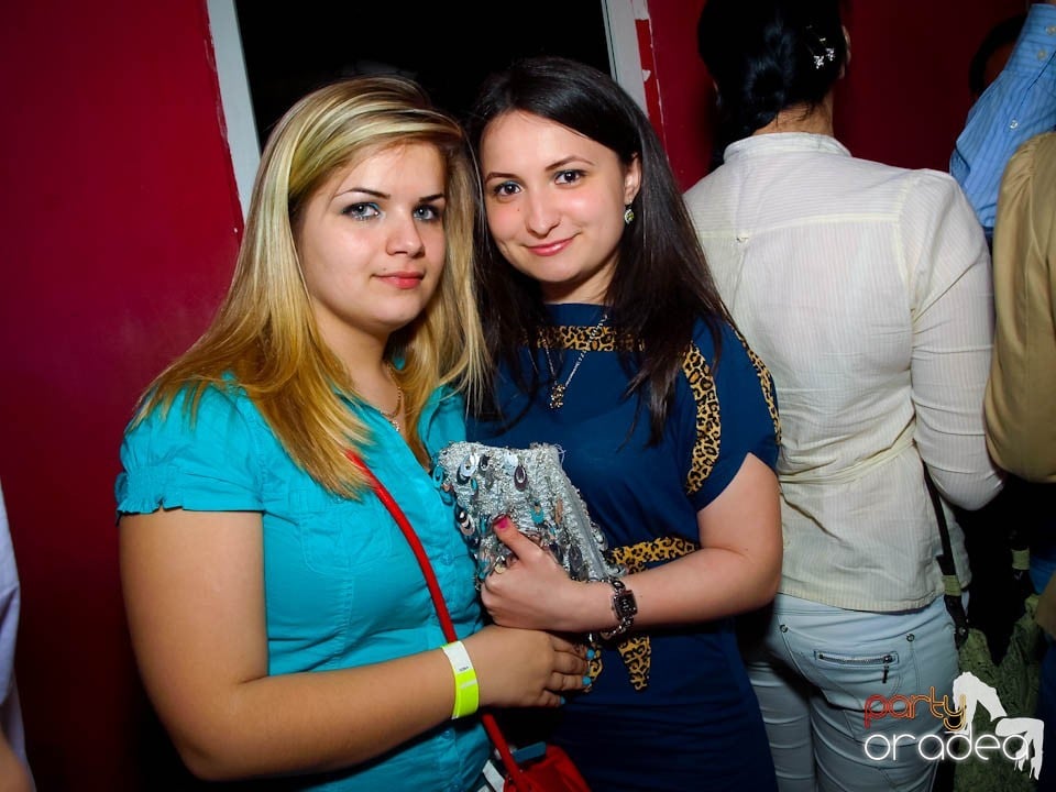 Discovery DJ şi PLSCB în Disco Faház,