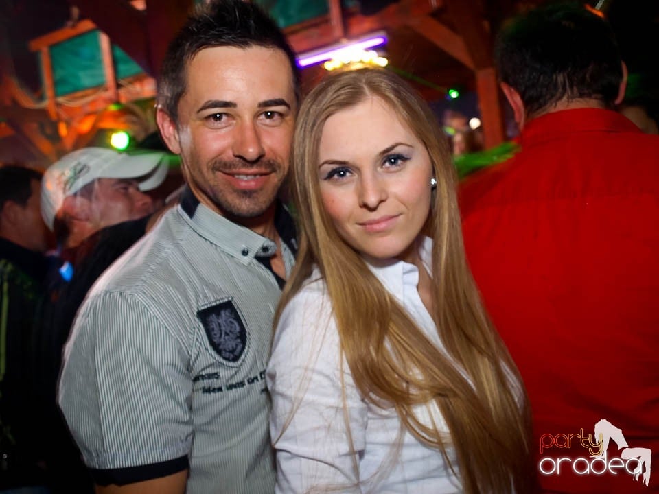 Discovery DJ şi PLSCB în Disco Faház,