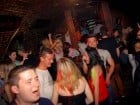 Distracţia continuă în Club Escape