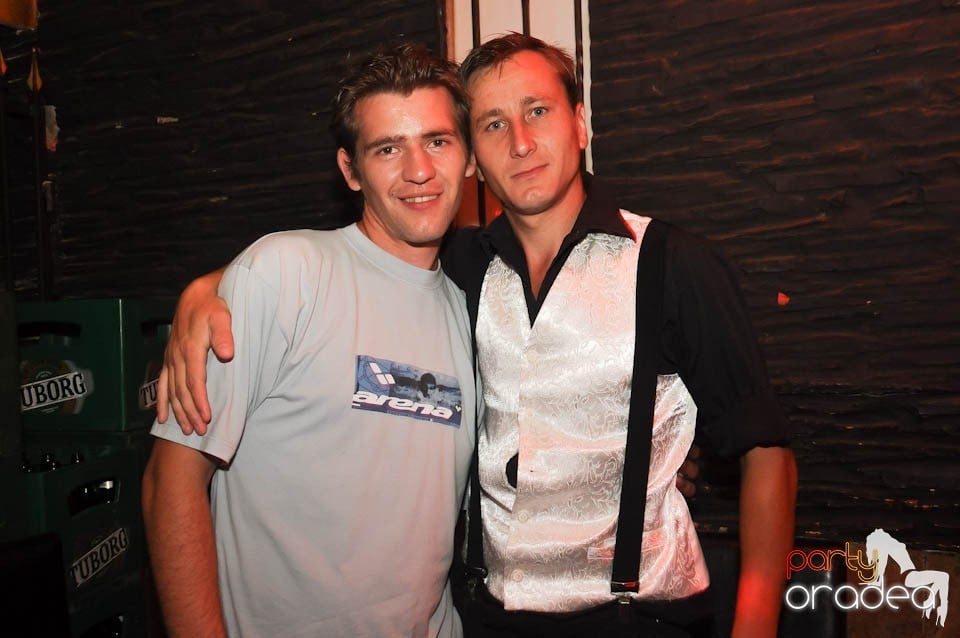 Distracţia continuă în Downtown, 