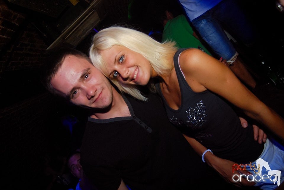 Distracţia continuă în Escape, 